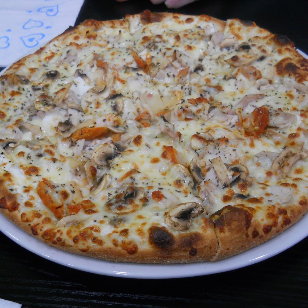 Pizza House. 1